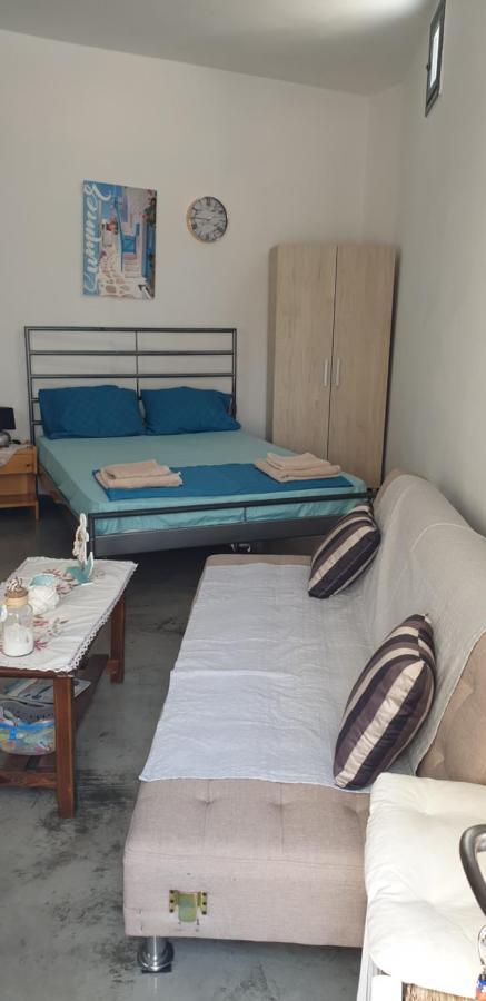 Leiva Room Perissa  Ngoại thất bức ảnh